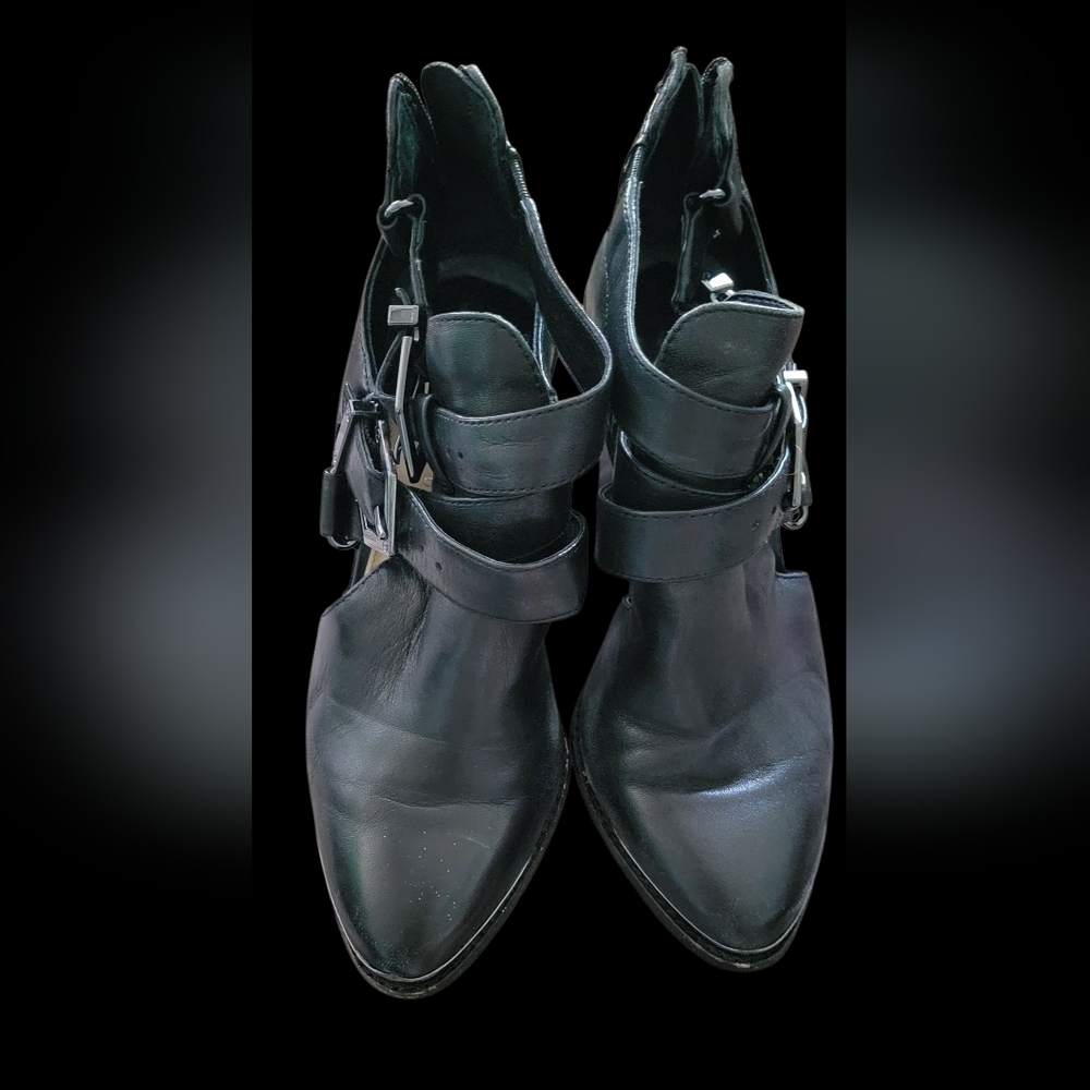 Gianni Bini black leather ankle bootie size 6.5 #3